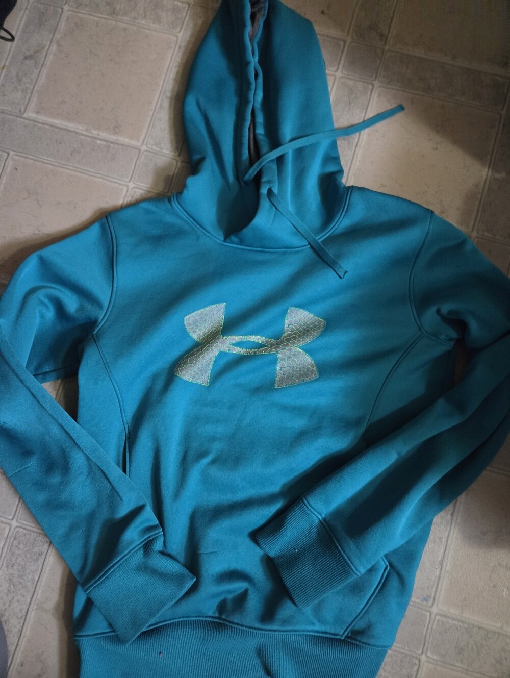 Hooded Pullover Sweatshirt